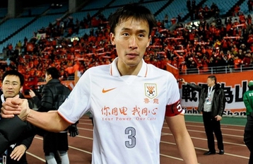 值得敬佩，凯拉特十名球迷远征近5000公里，在丹麦为球队助威