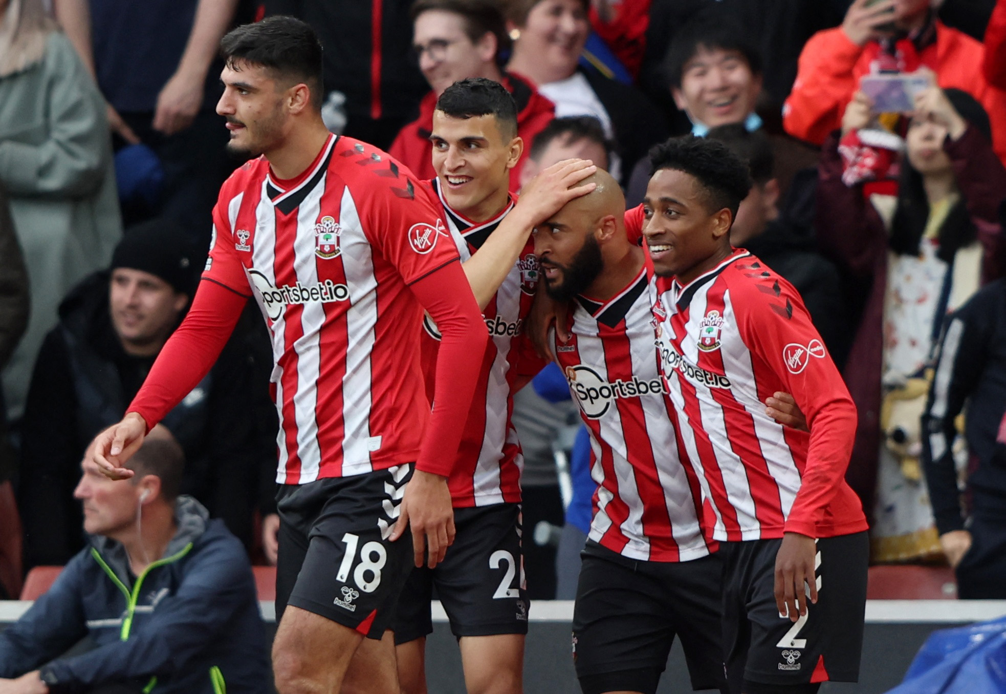 本赛季五大联赛俱乐部进球榜TOP5：拜仁11轮41球第1，巴萨第2