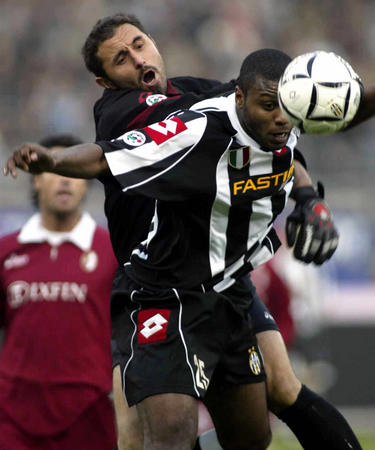 特伦特受伤：皇家马德里的右路危机