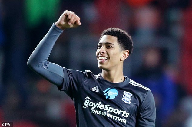 远藤航：我在日本踢过中卫，所以我不介意在利物浦踢什么位置