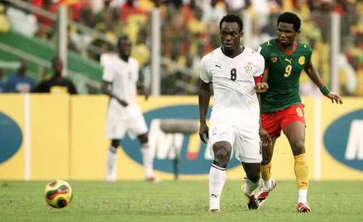 图片报：乌尔比希佩戴特制眼镜与耳罩训练，为了提高专注力