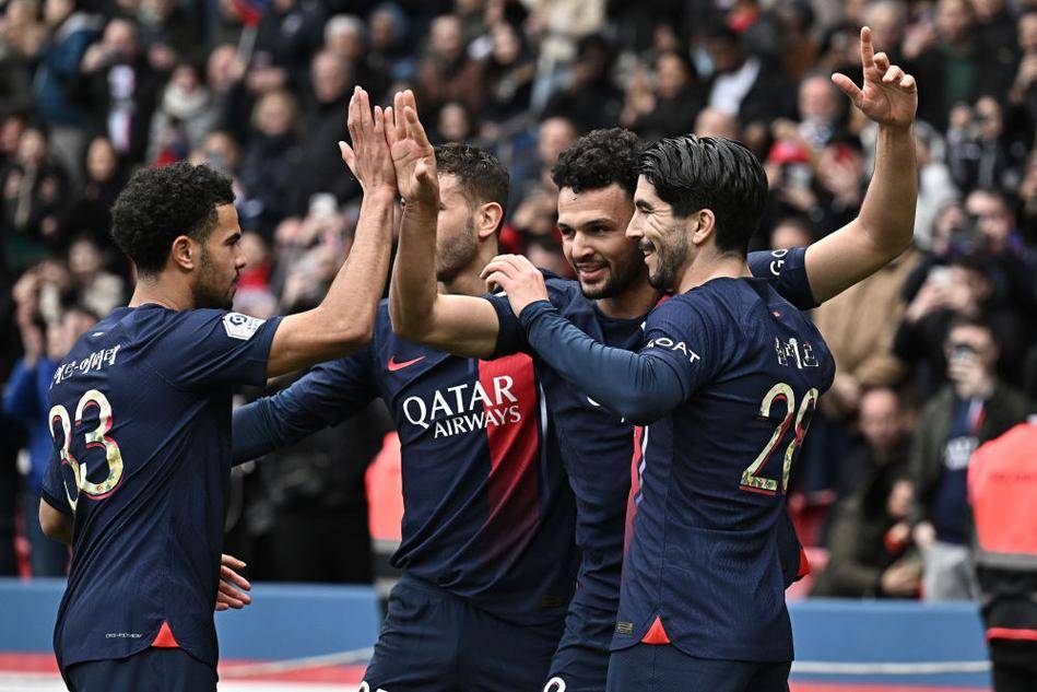 邓涵文社媒发文告别三镇：感谢俱乐部和这里的所有人