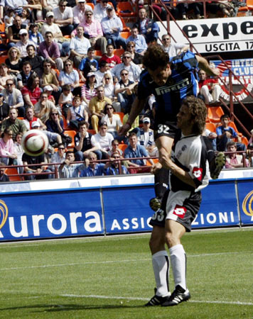 对阵阿贾克斯总赢球？穆帅：当时皇马明显更强，这是赢球的原因